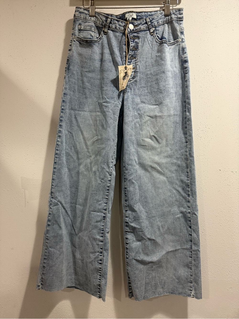 easel Light Wash Wide Leg Jeans